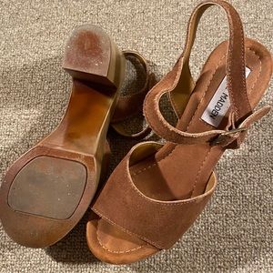 Steve Madden Camel Chunky Platform Heels 8